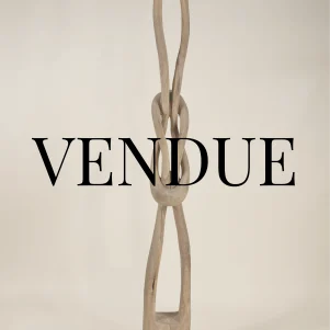 Sculpture en teck en forme de noeud